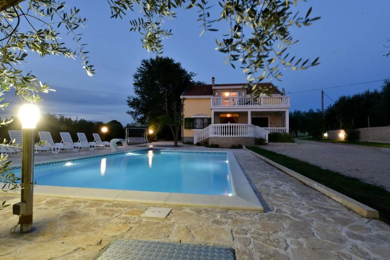 Holiday home Sime Vacation House Villa Polaca