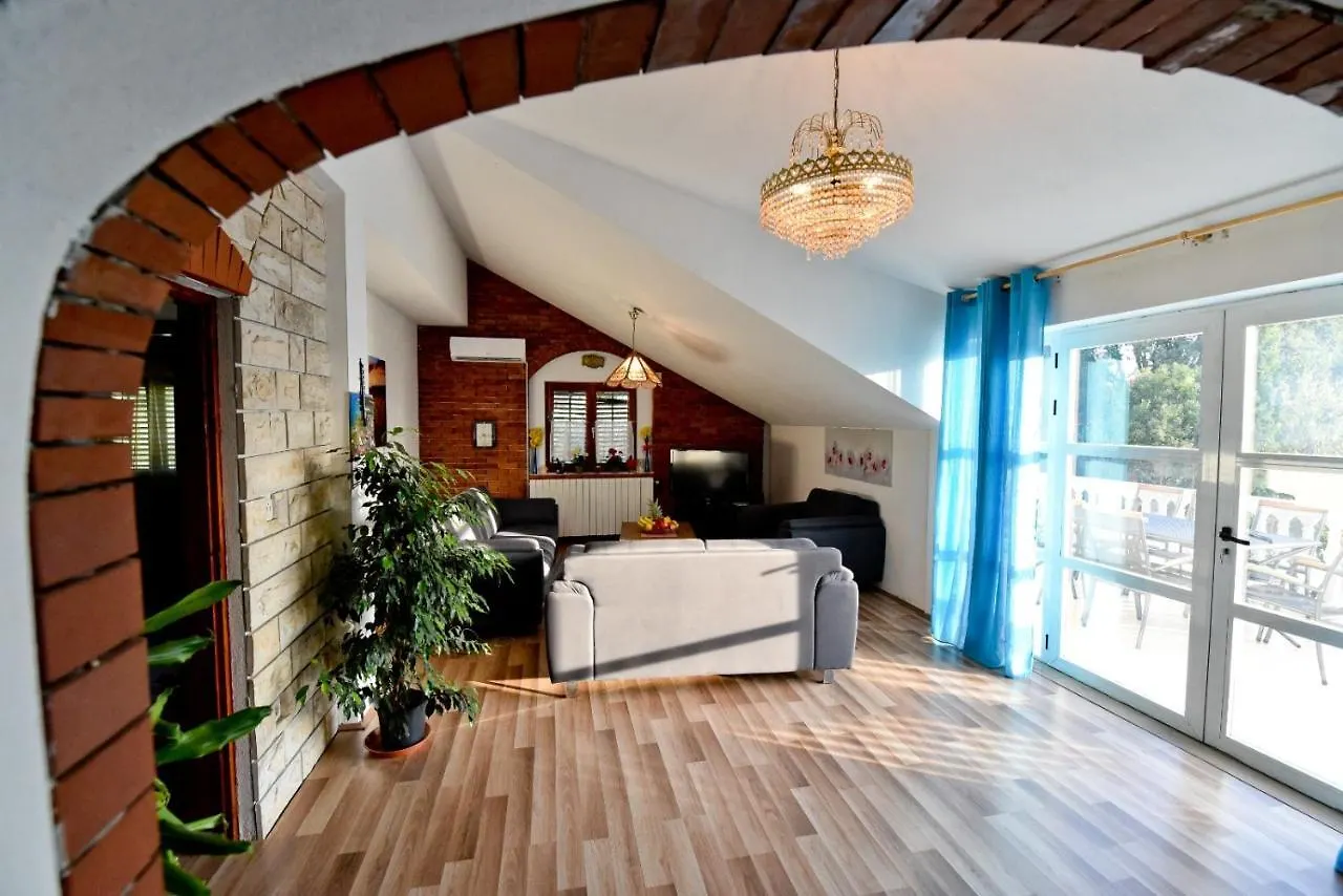 Holiday home Sime Vacation House Villa Polaca